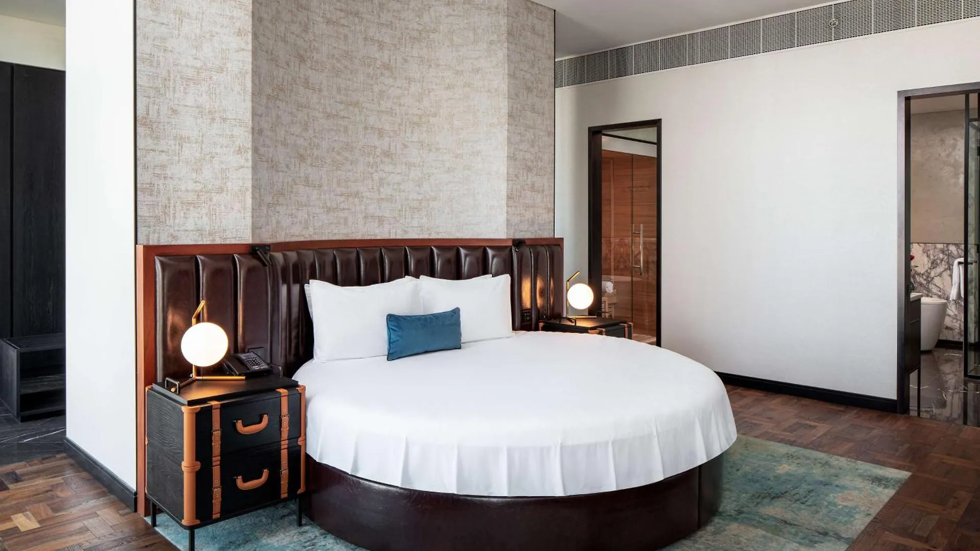 Doubletree By Hilton Dubai M Square Hotel & Residences