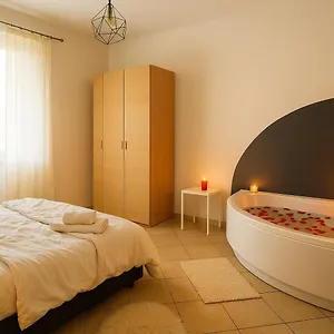 Jacuzzi Apartment Livorno